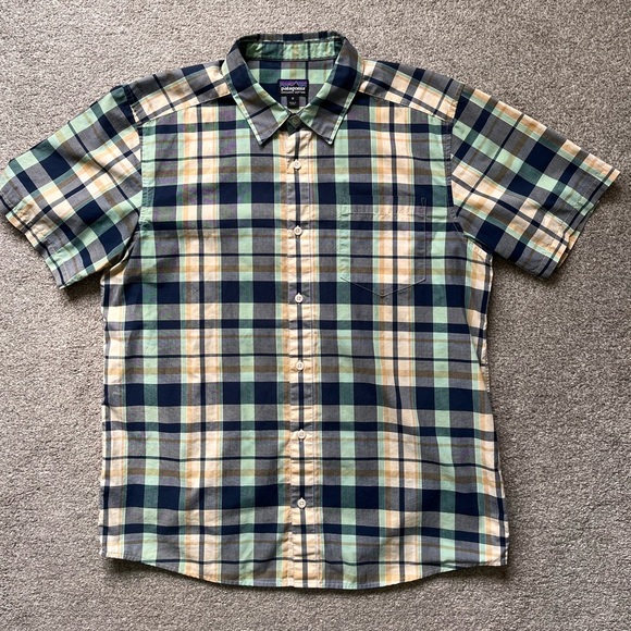 Mens Patagonia Short Sleeve Plaid Button Up Cotton Blend Shirt - Picture 9 of 10